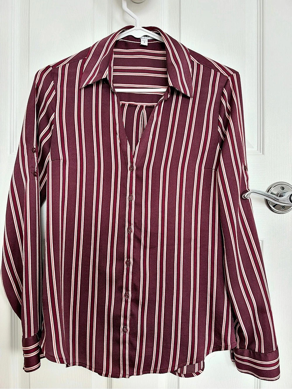 Express Striped Button Down Shirt in Burgundy & White Size Small
